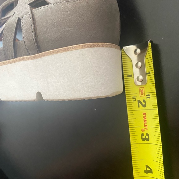 Gentle souls sandals - Picture 6 of 7